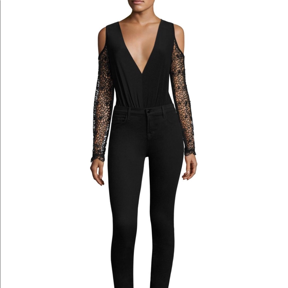 Airlie Lucia cold shoulder bodysuit XS